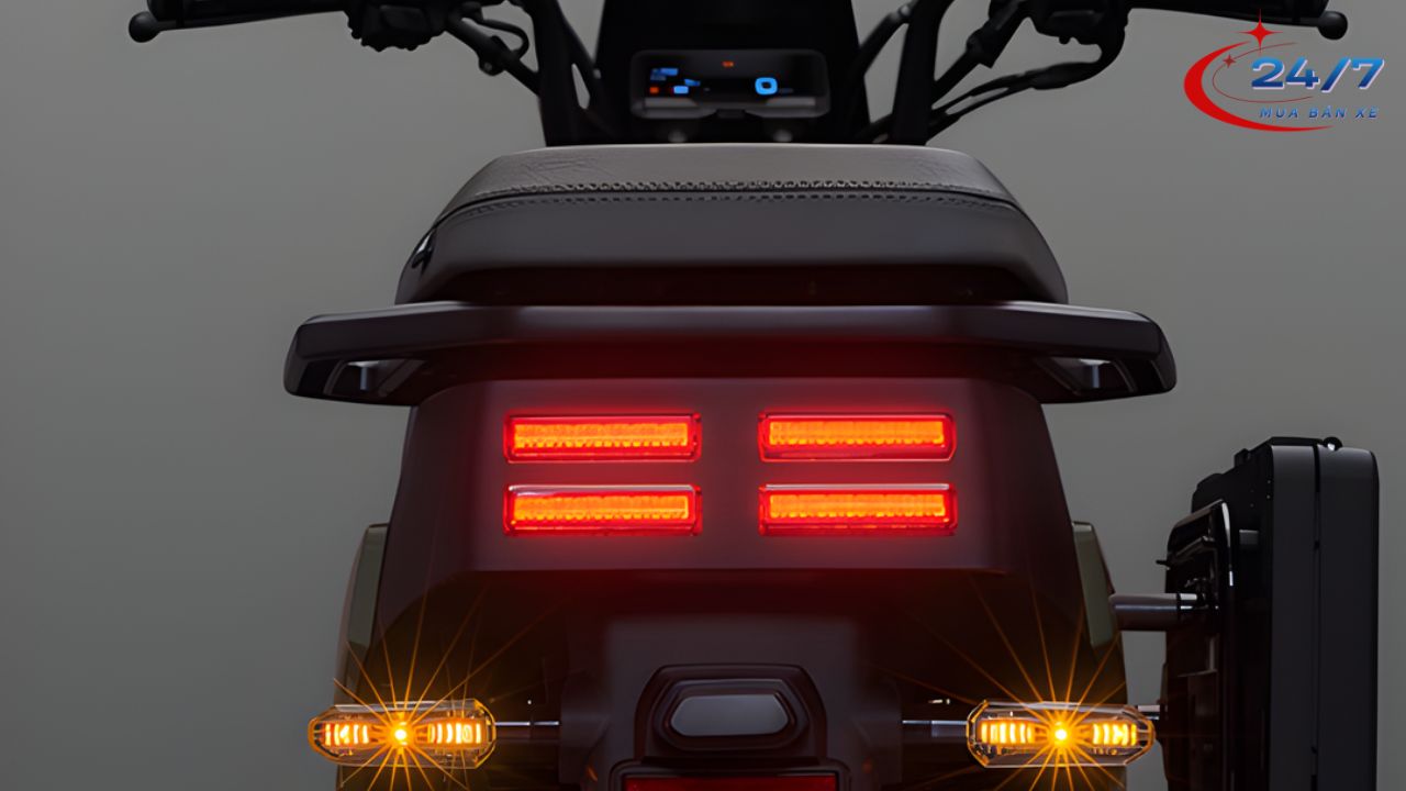 honda-square-x125-23.jpg